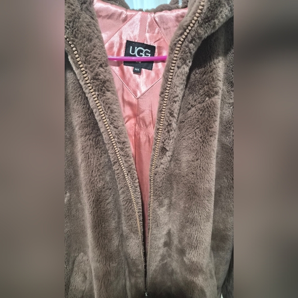 UGG Chocolate Teddy Jacket for Women - Size M/L - Picture 4 of 6